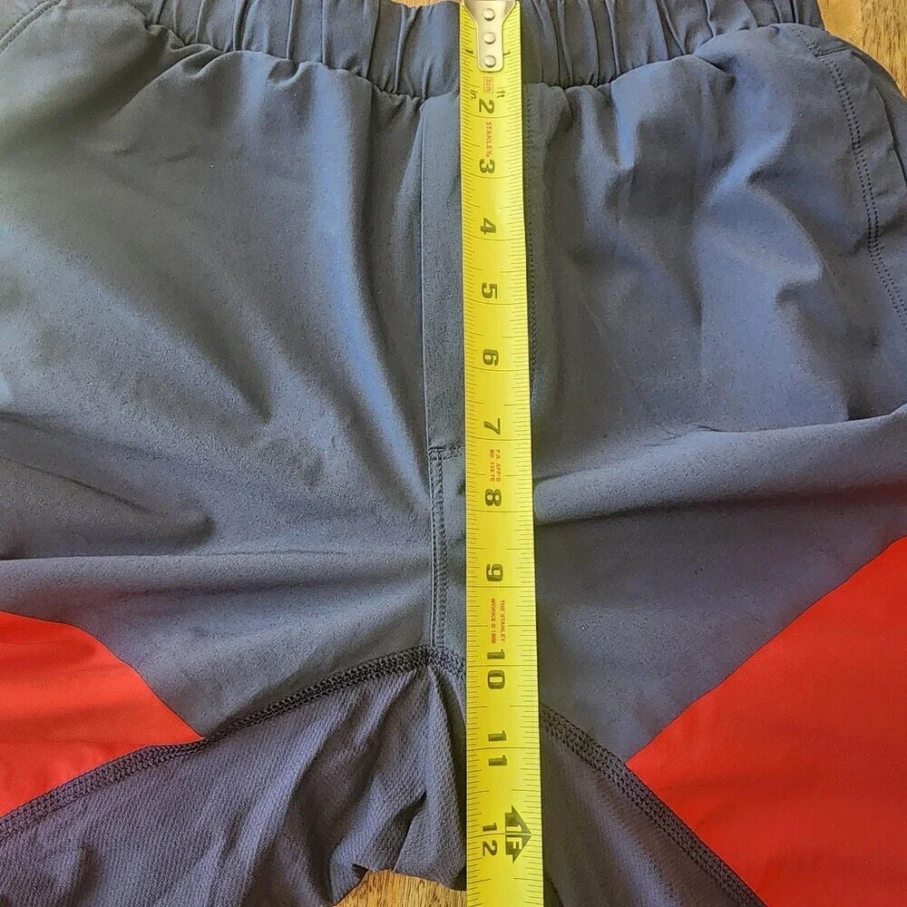 Lululemon Shorts Mens Small Multicolor Colorblock Lined 8 Inch Inseam Running